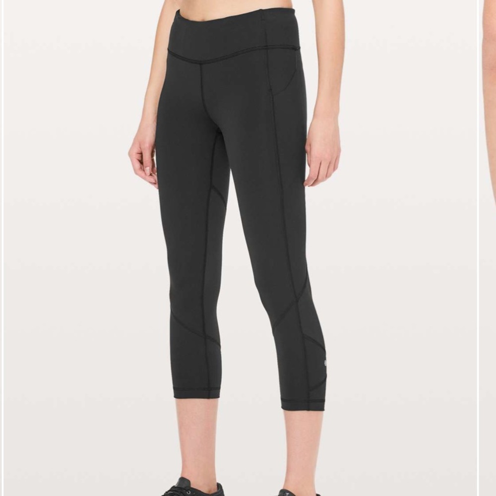 Lululemon Pace Rival 22” crop, size 2